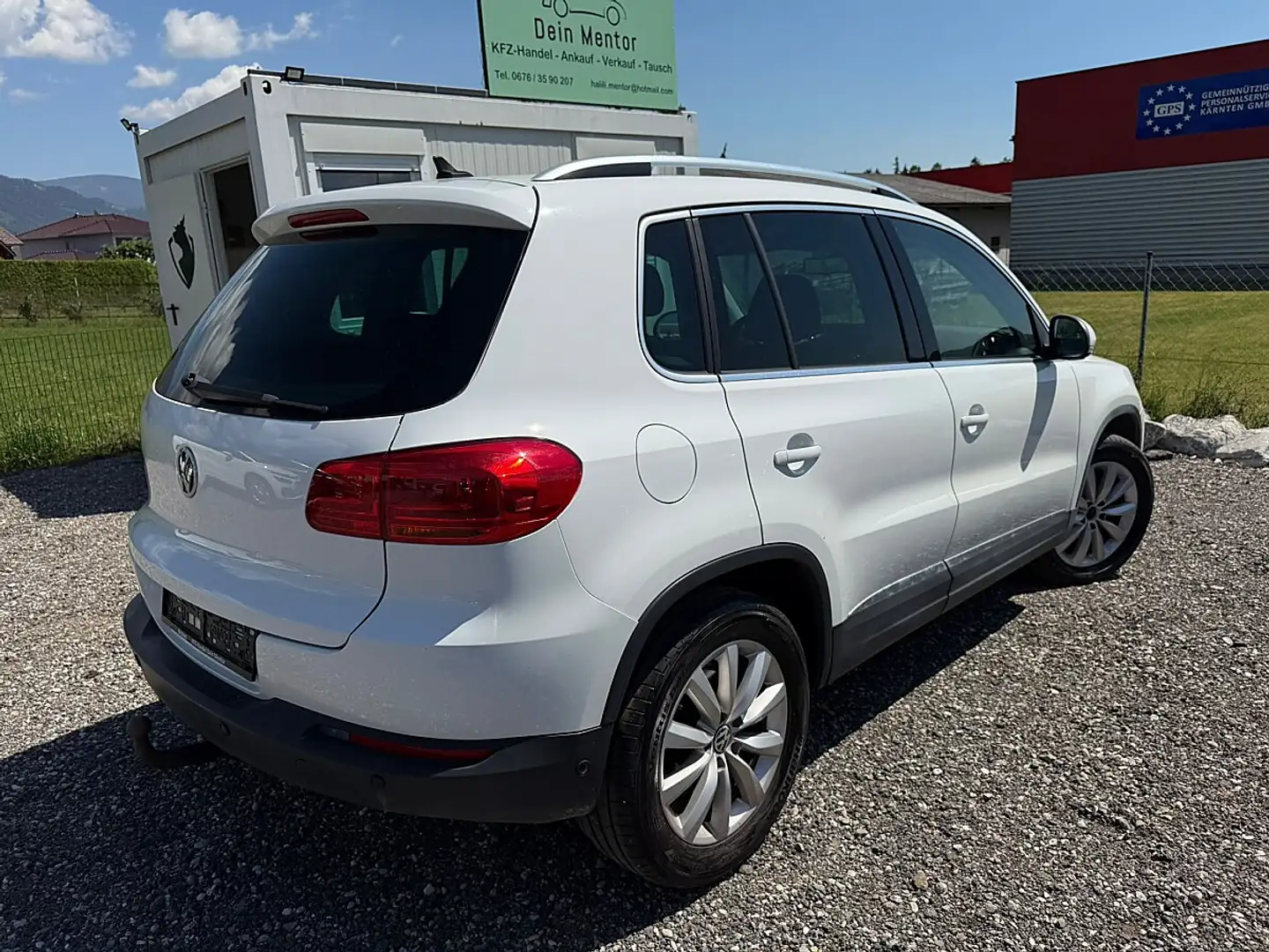 Volkswagen Tiguan 2,0 TDI BMT 4Motion Sport&Style DPF Weiß - 2