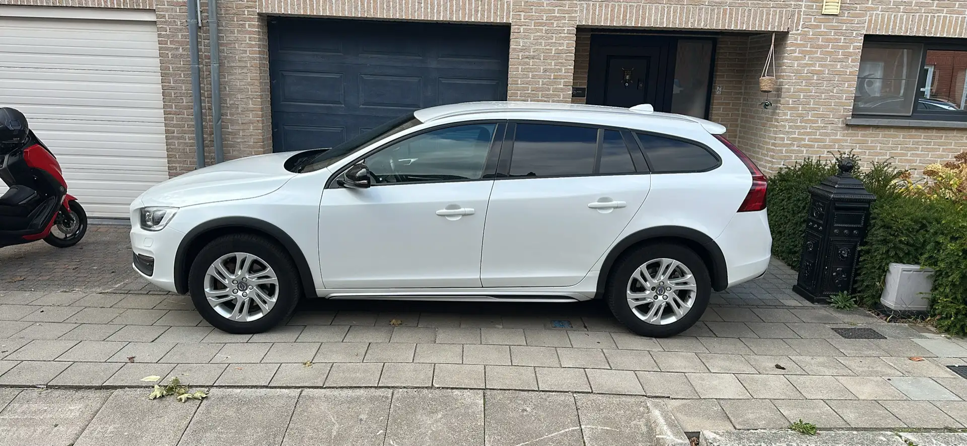 Volvo V60 Cross Country D3 Momentum - 2