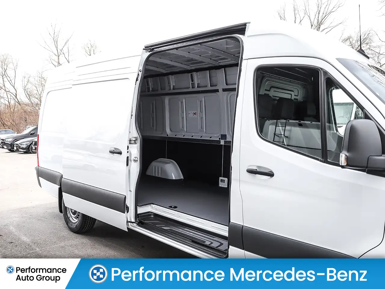 Mercedes-Benz Sprinter снимка Mercedes-Benz Sprinter