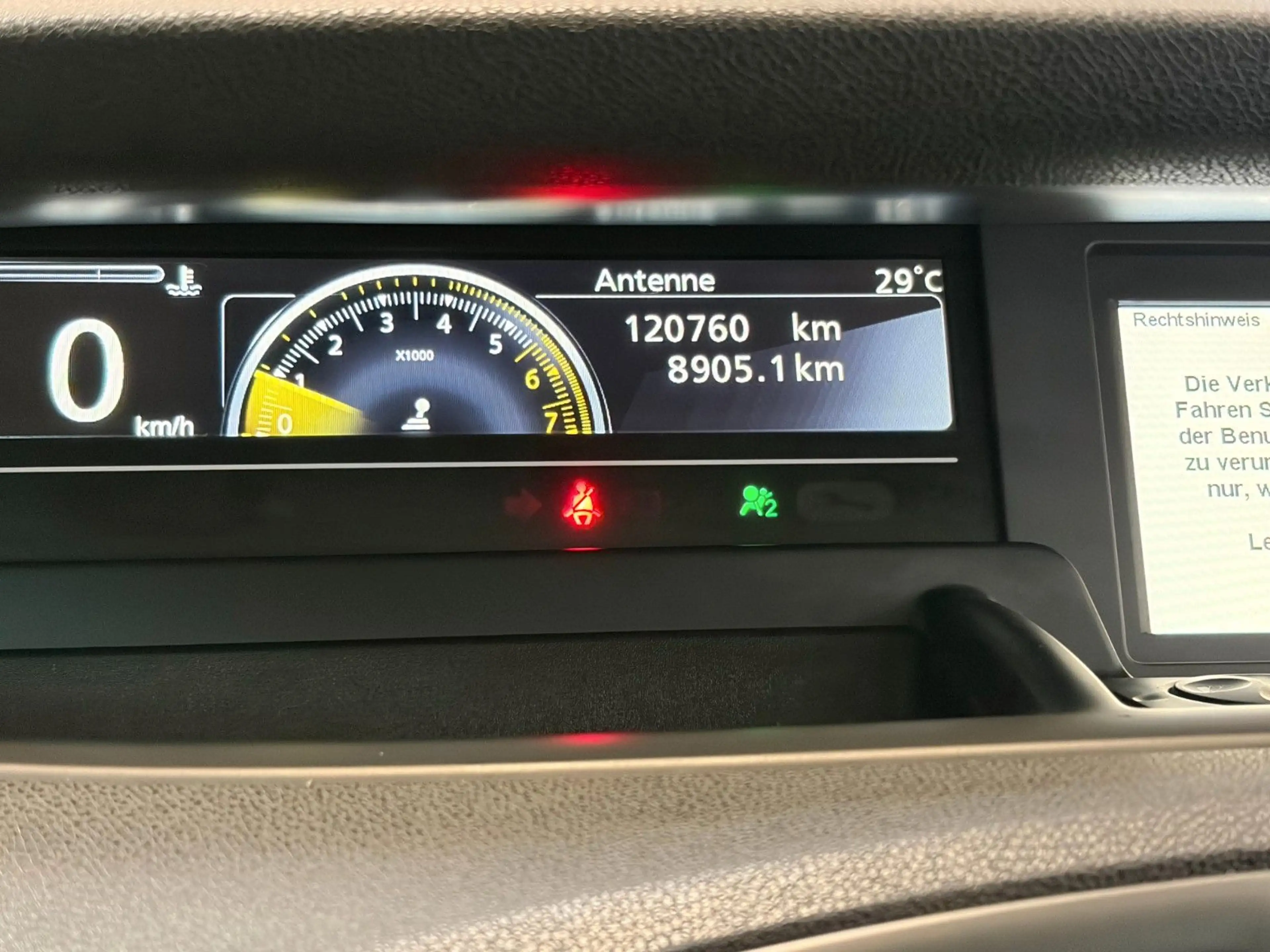 Renault Scenic III Limited 1.2 — photo 13