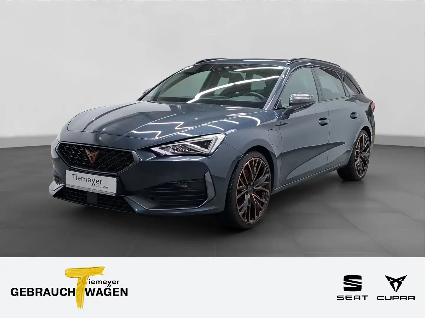 CUPRA Leon Sportstourer 1.4 eHybrid VZ NAVI AHK LED LM Grau - 1