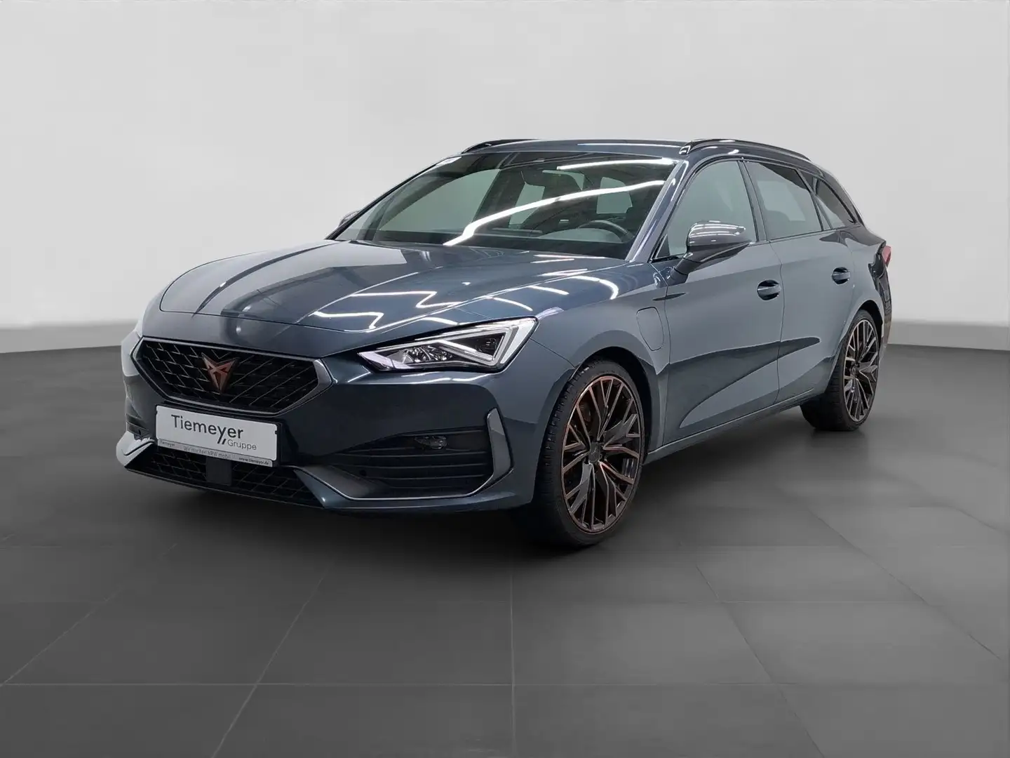 CUPRA Leon Sportstourer 1.4 eHybrid VZ NAVI AHK LED LM Grau - 2