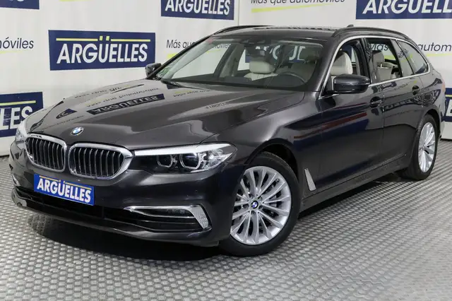 BMW 528 528iA Touring Luxury