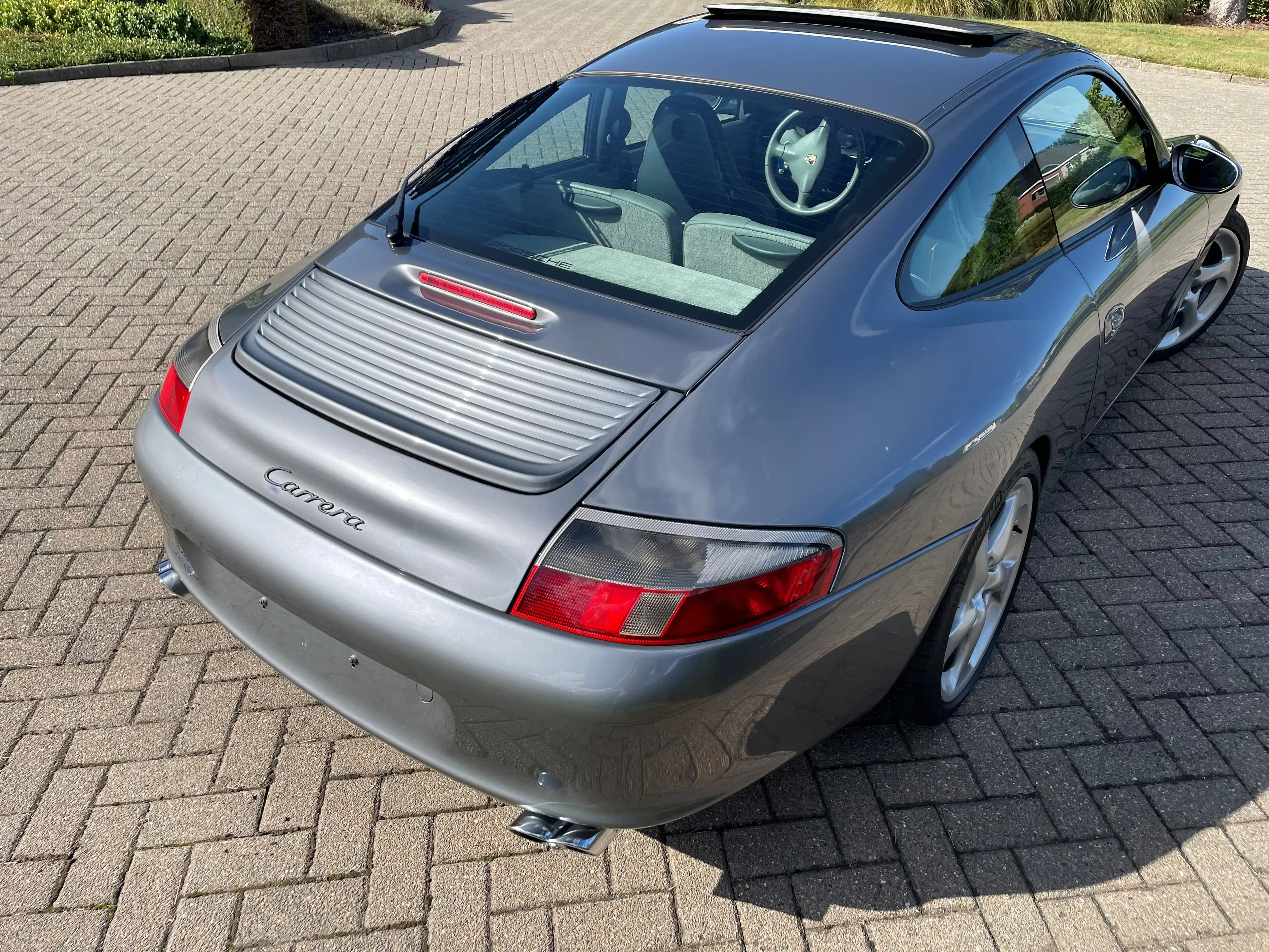 Porsche 996 Carrera 2 coupé - 1st paint - full equipment - collector potential — photo 9