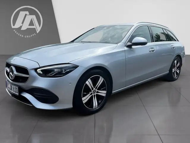 Mercedes-Benz C-Class view 14