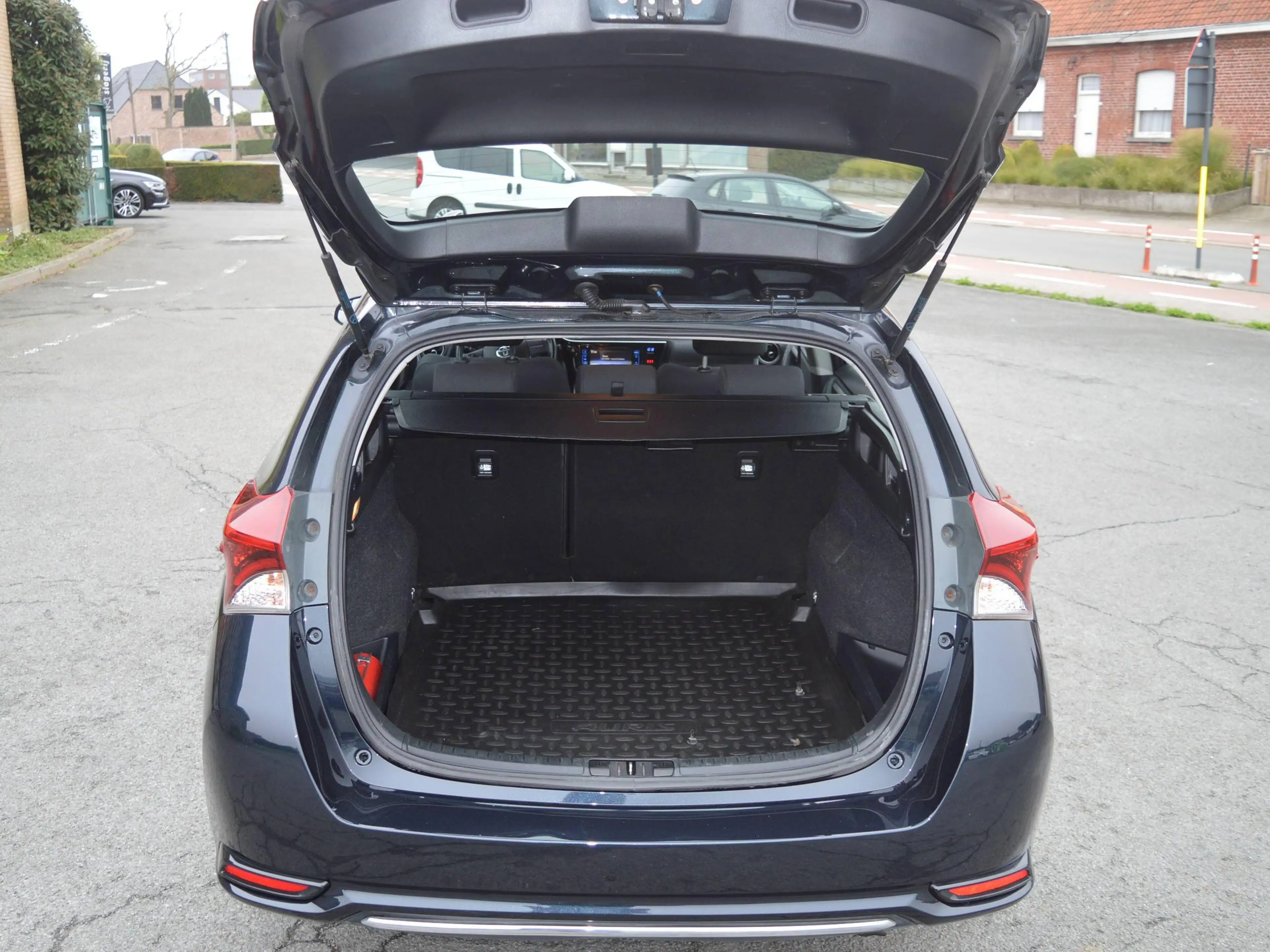 Toyota Auris Touring Sports 1.33i VVT-i Comfort AIRCO+CAMERA — photo 8