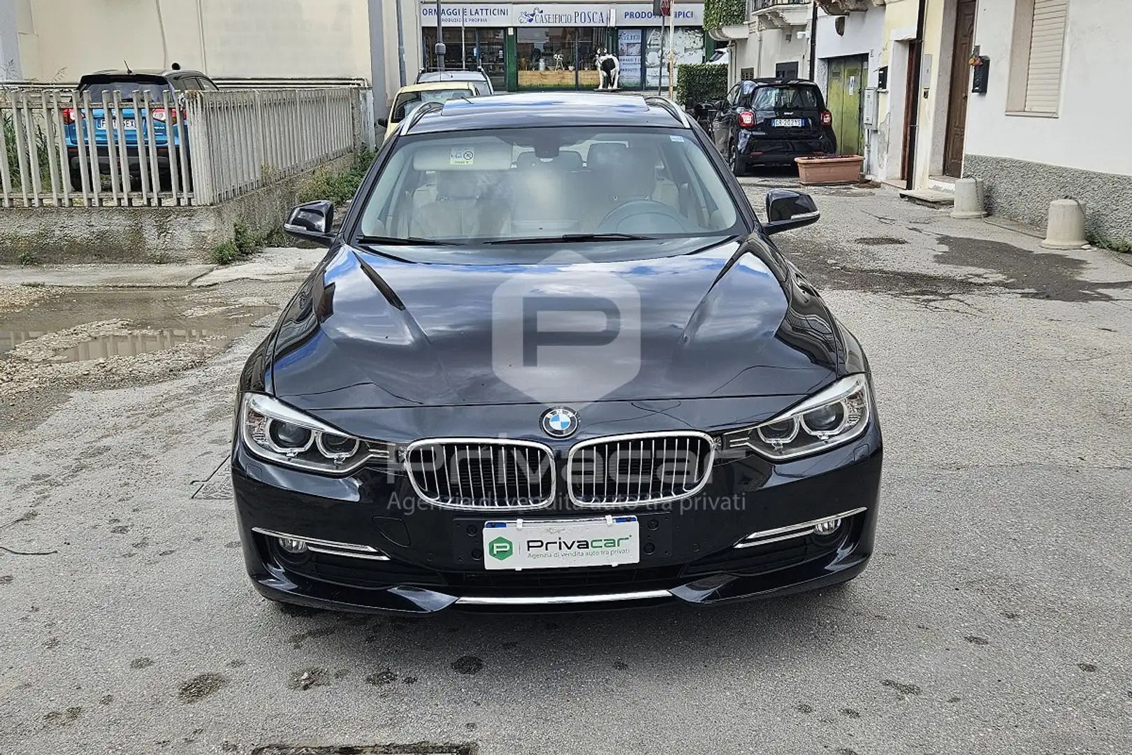 BMW 320 320d xDrive Touring Luxury Nero - 2