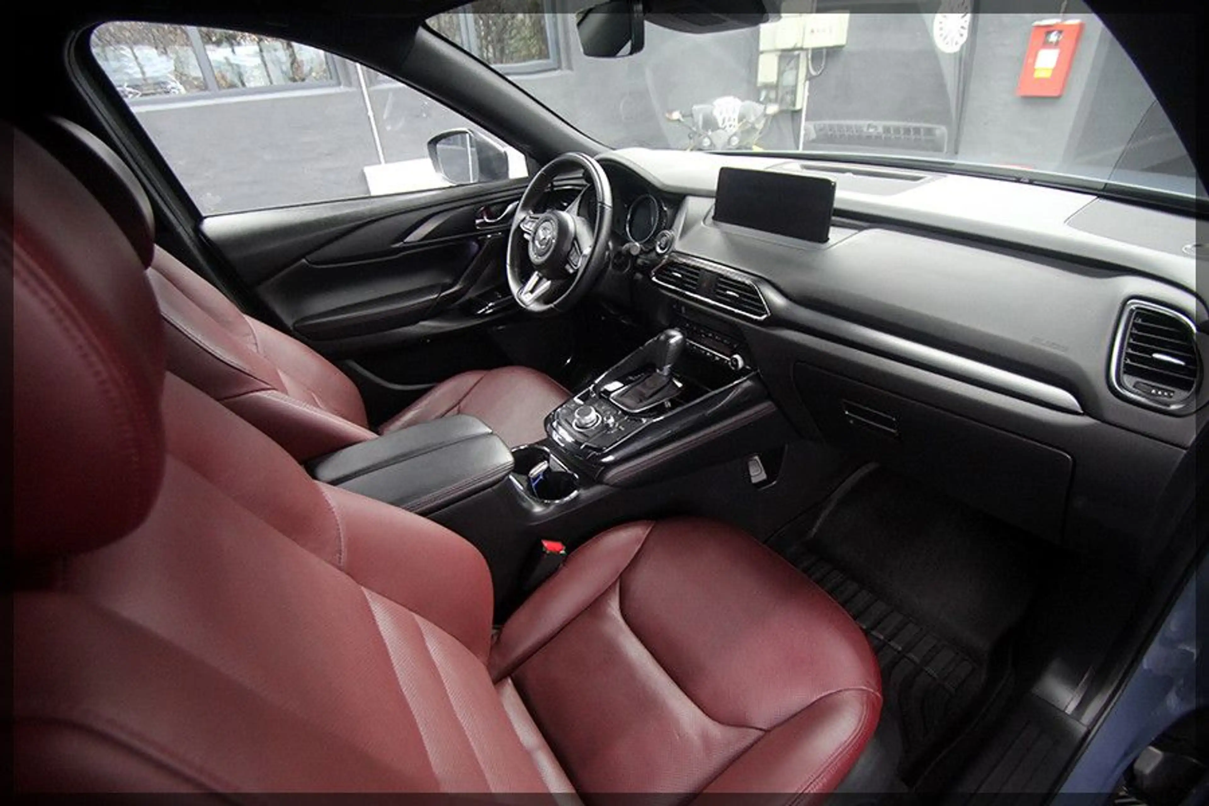 Mazda CX-9 NAVI / LEDER / 6 SITZER / ALLRAD — photo 13