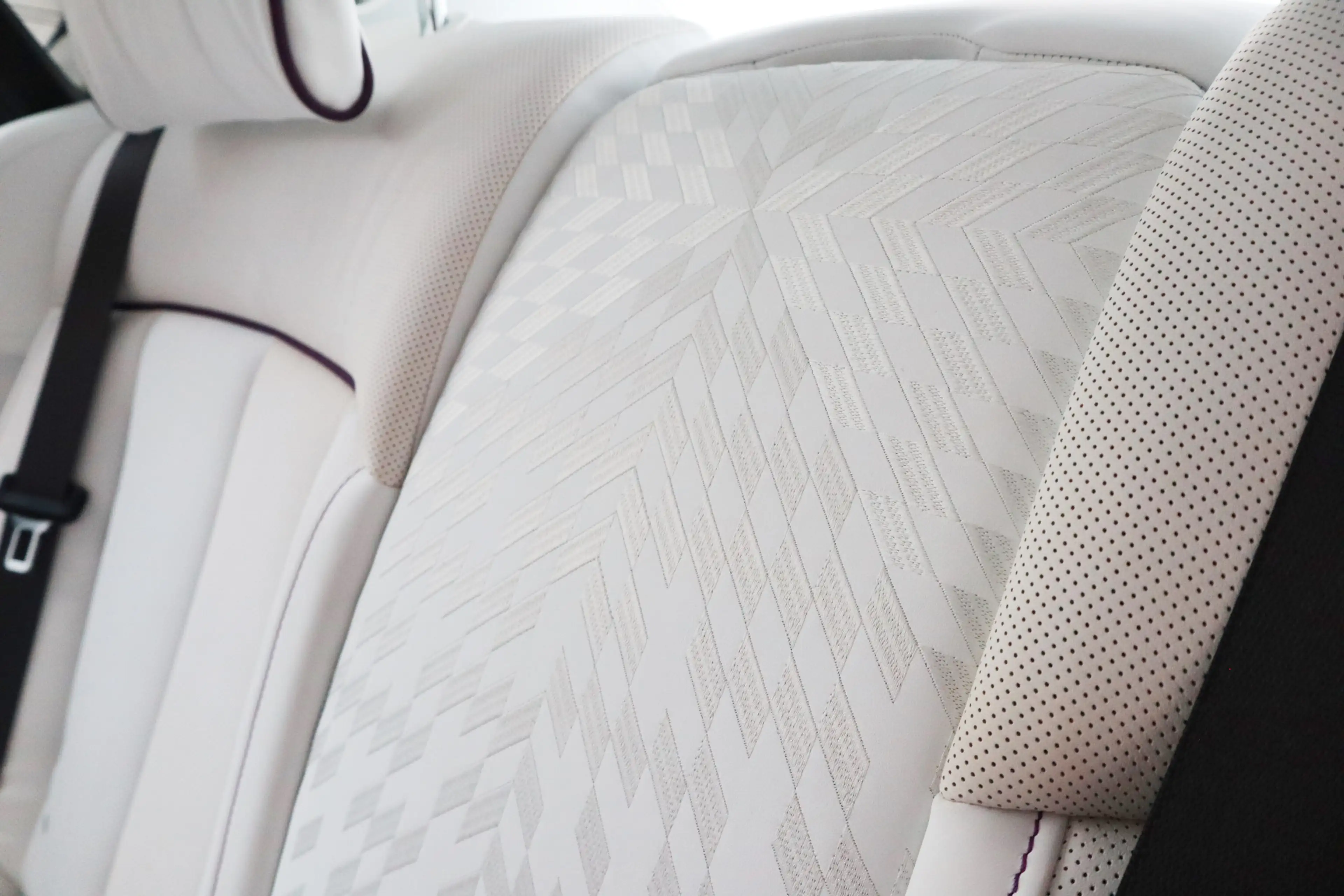 Rolls-Royce Phantom Series II "The Extrovert" | Starlight, Bespoke Aud — photo 30
