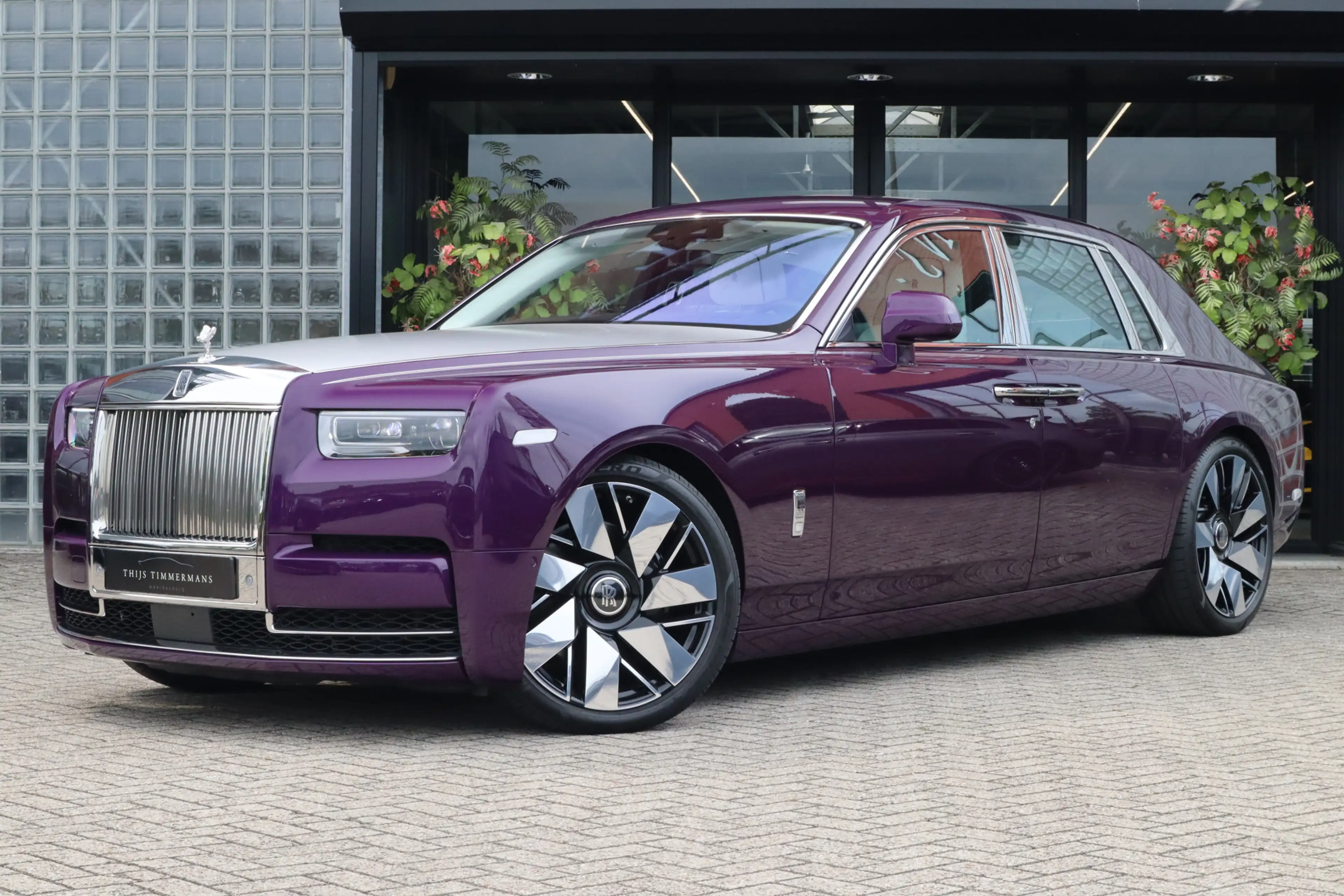 Rolls-Royce Phantom Series II "The Extrovert" | Starlight, Bespoke Aud