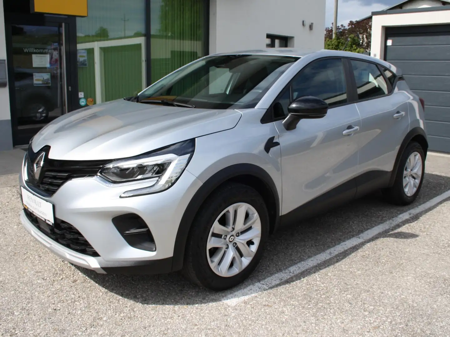 Renault Captur ZEN TCe 90 Silber - 2