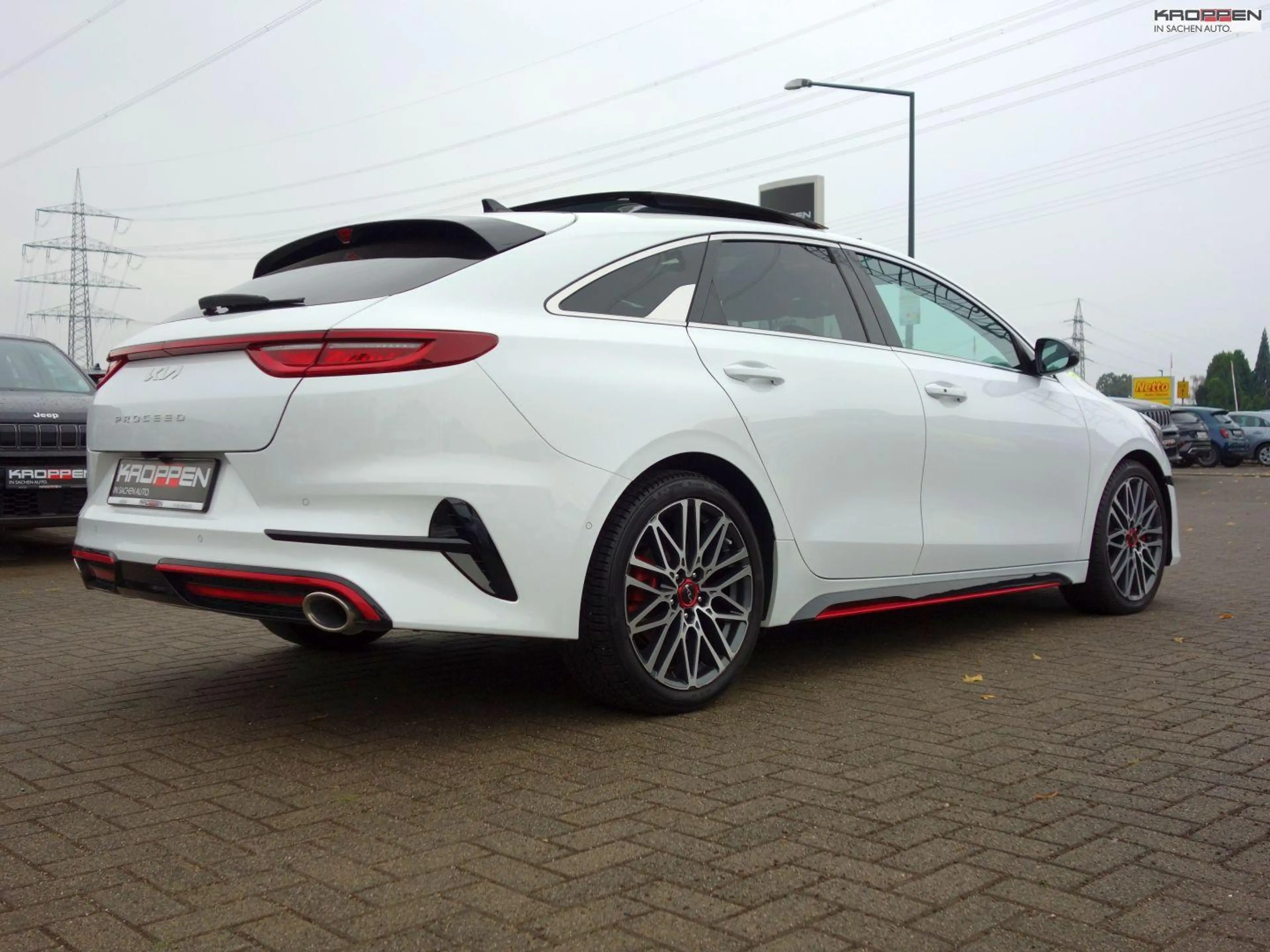 Kia ProCeed / pro_cee'd 1.6T DCT7 GT GD Kom.-Paket SHZ LHZ M+S-Reifen — photo 3