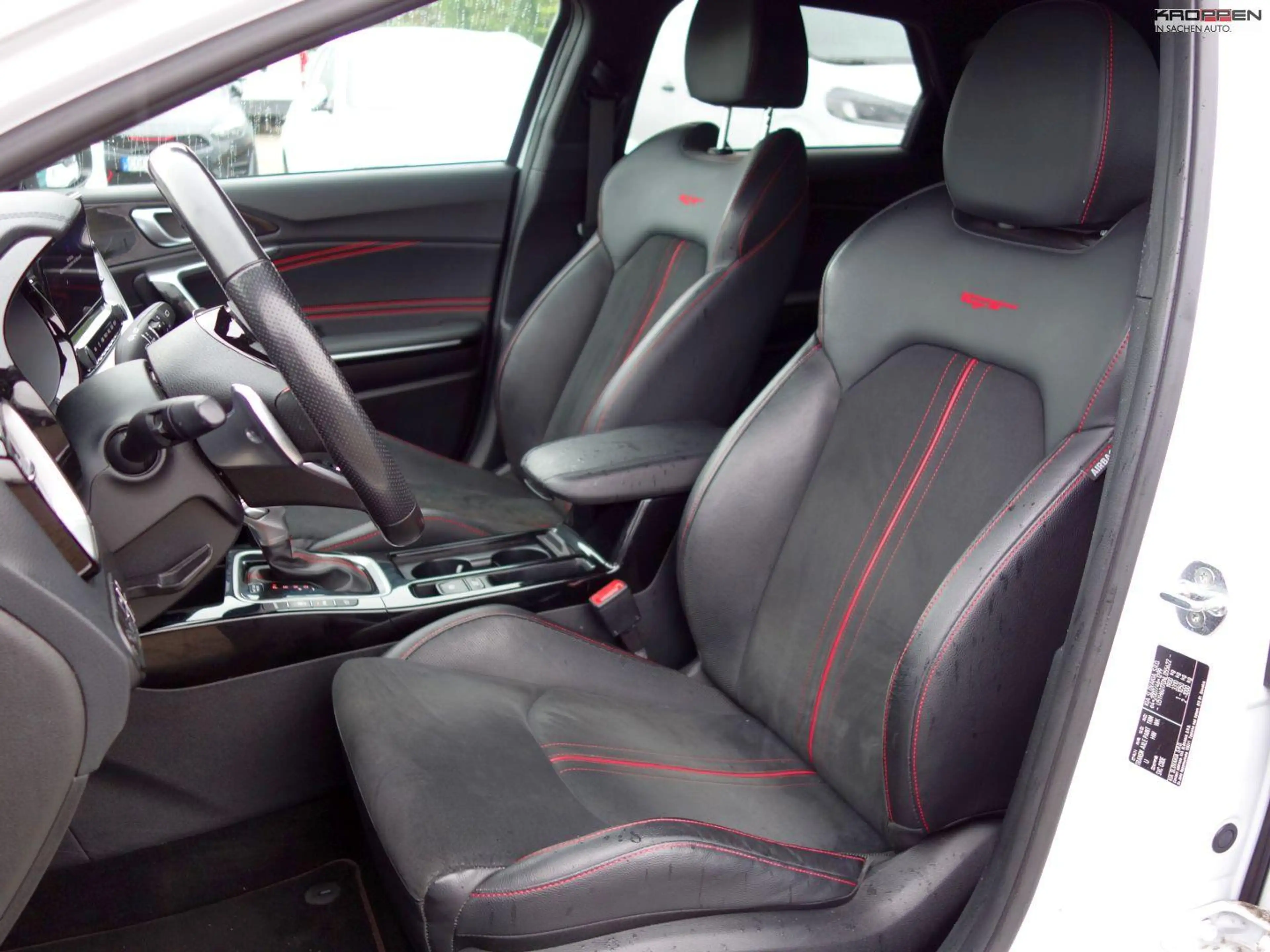 Kia ProCeed / pro_cee'd 1.6T DCT7 GT GD Kom.-Paket SHZ LHZ M+S-Reifen — photo 5