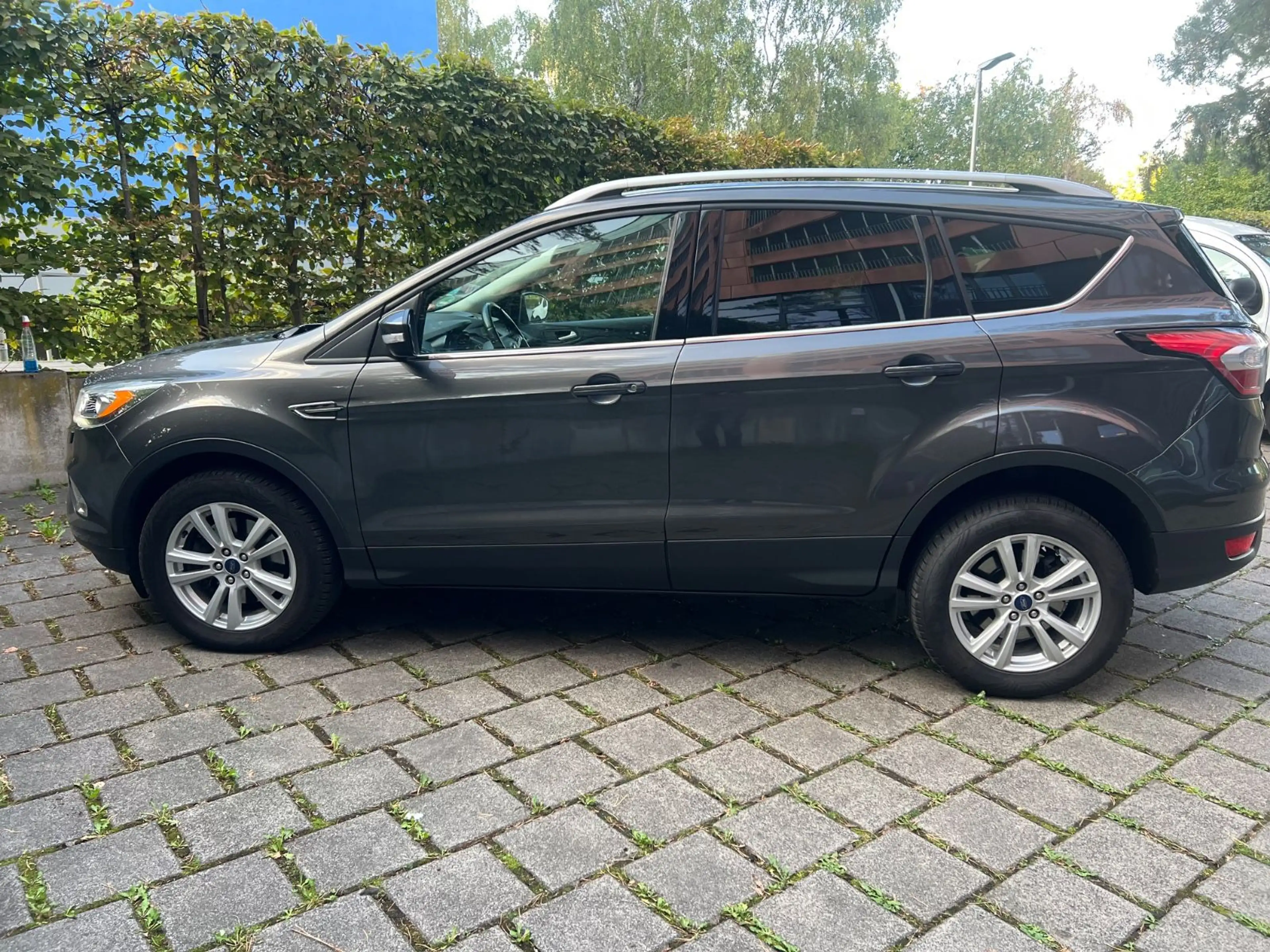Ford Kuga Cool & Connect~1.Hand — photo 10