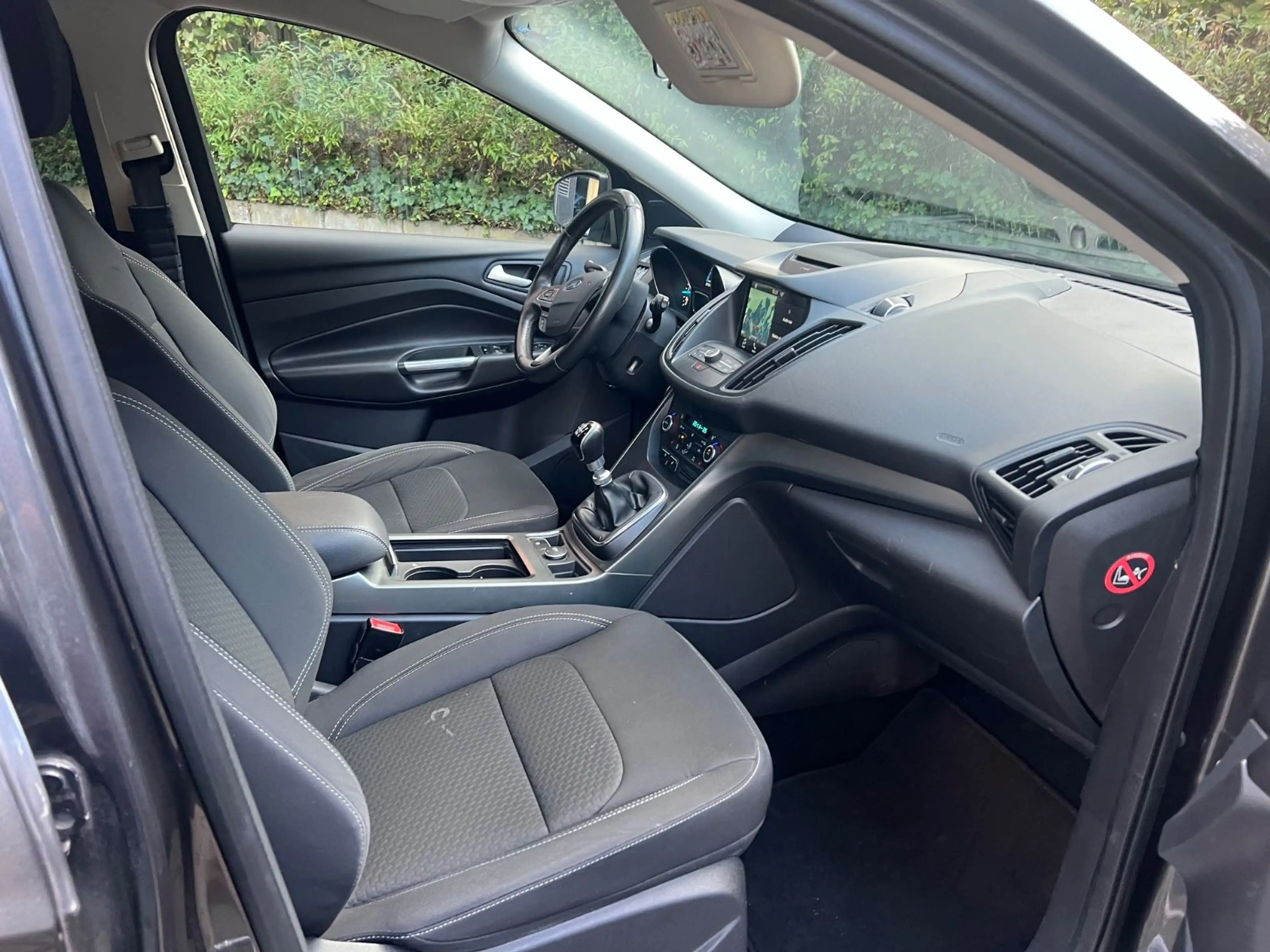 Ford Kuga Cool & Connect~1.Hand — photo 11