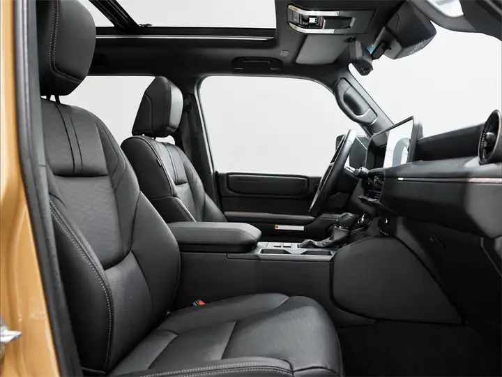 Toyota Land Cruiser 2024, foto 6