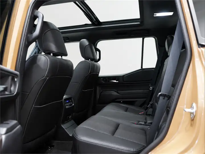 Toyota Land Cruiser 2024, foto 12
