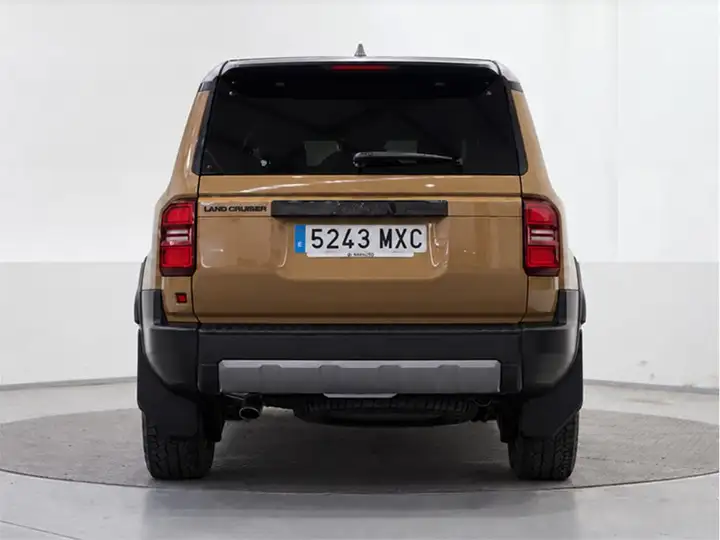 Toyota Land Cruiser 2024, foto 4