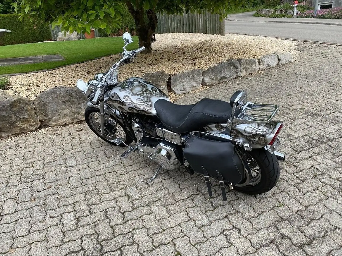 Harley-Davidson Dyna Low Rider Srebrny - 2