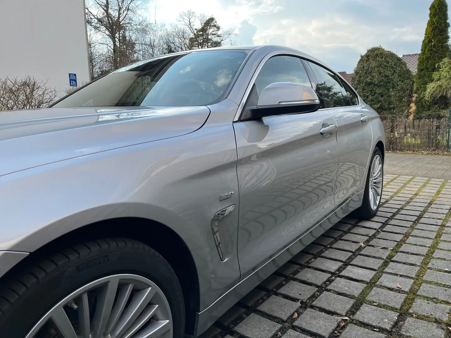BMW 435 4er Gran Coupe Diesel 435d Gran Coupe xDrive Aut. Silber - 2