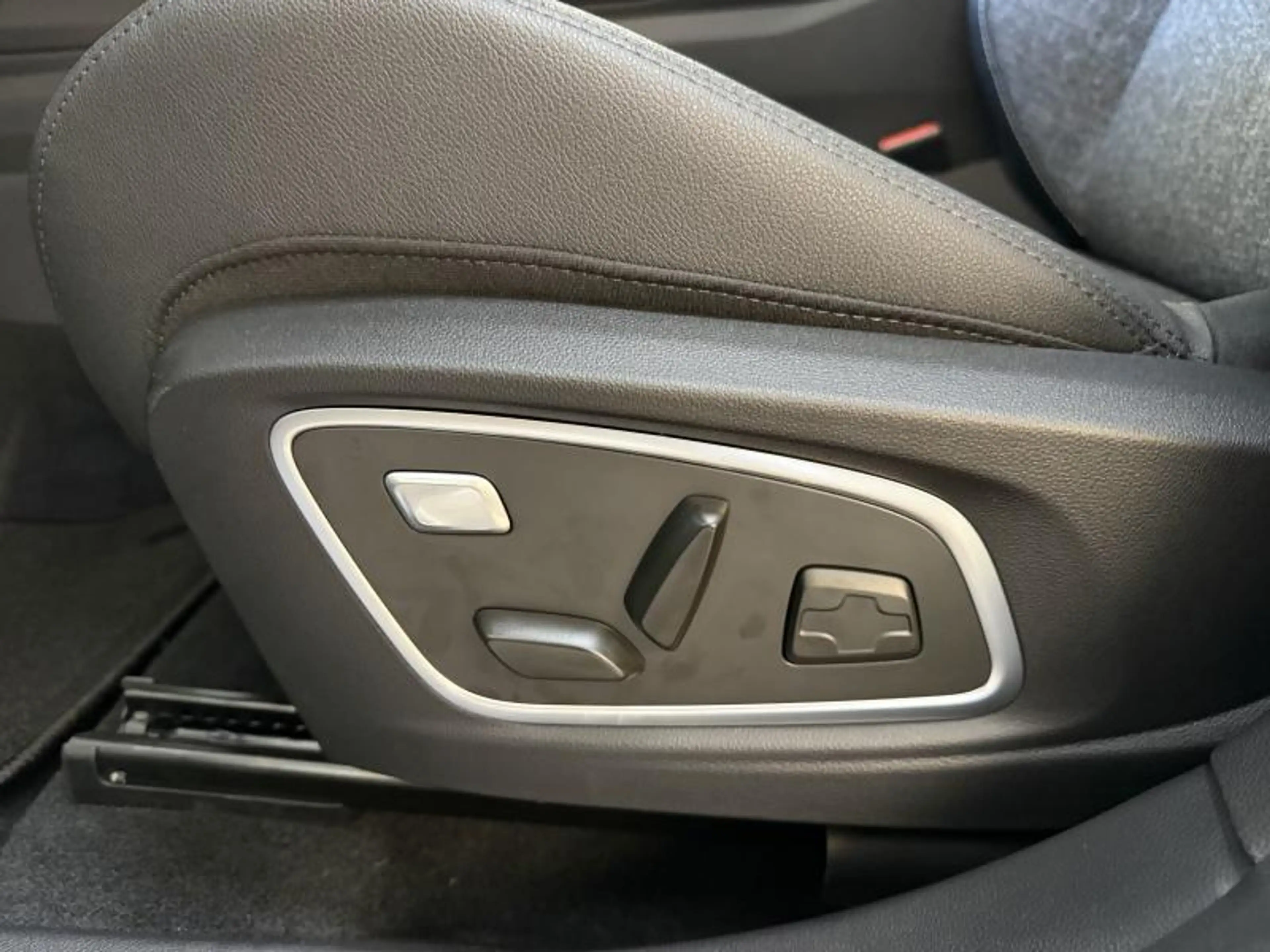 Renault Austral techno - DISPO 25/04/27 — photo 11