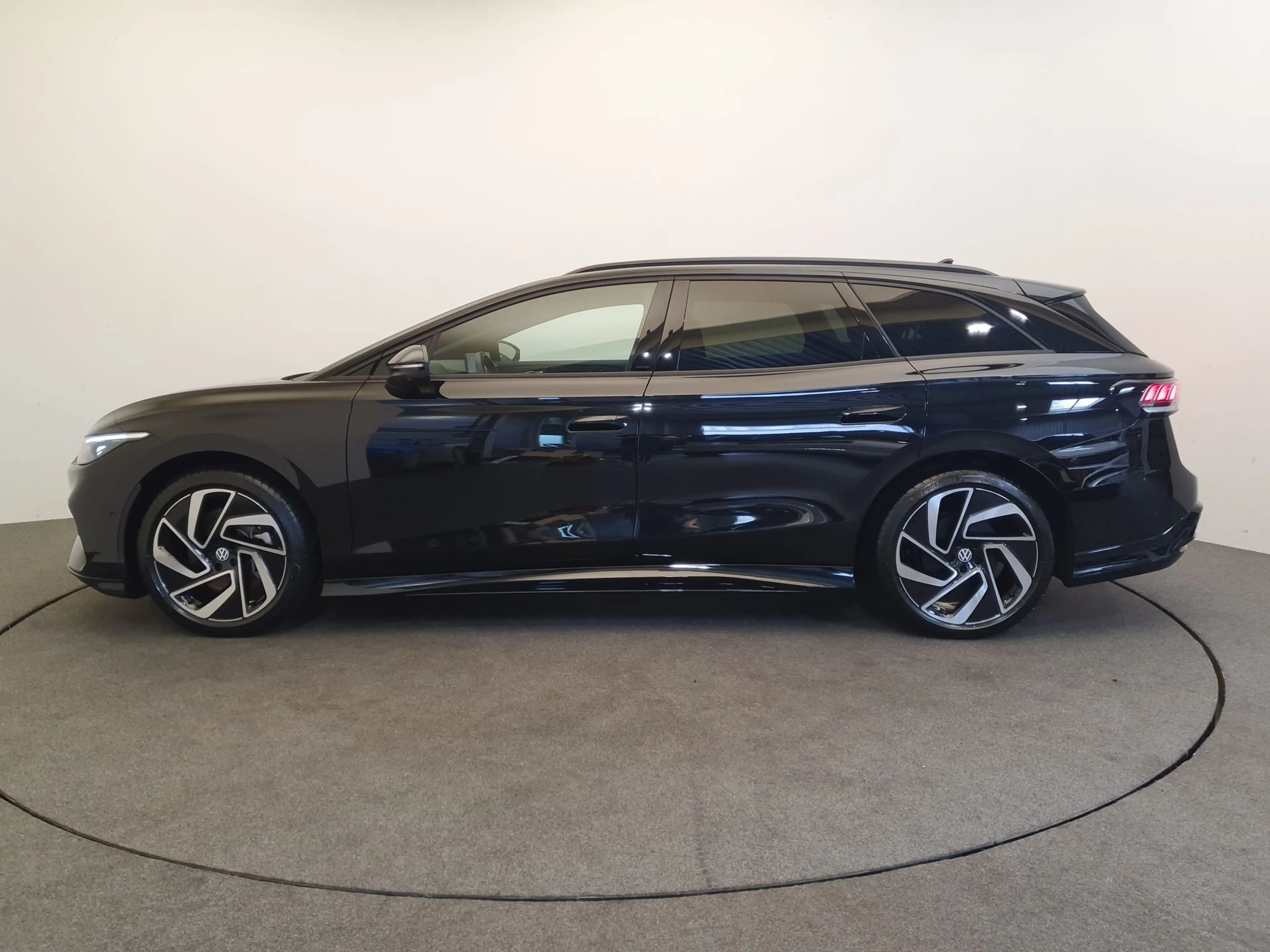 Volkswagen ID.7 Tourer Pro S 86 kWh 286pk Wegklapbare trekhaak, Wa — photo 2