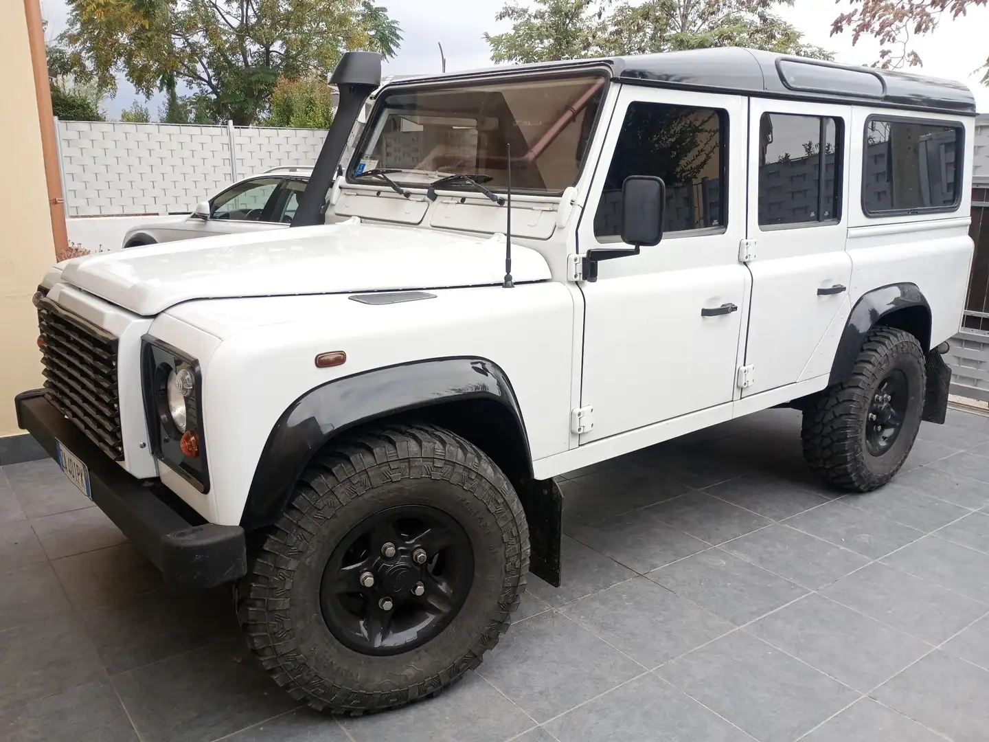 Land Rover Defender 110 2.5 td5 E SW - 1