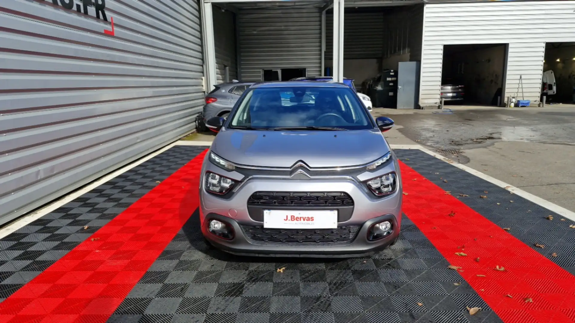 Citroen C3 PureTech 83 BVM PLUS - 2