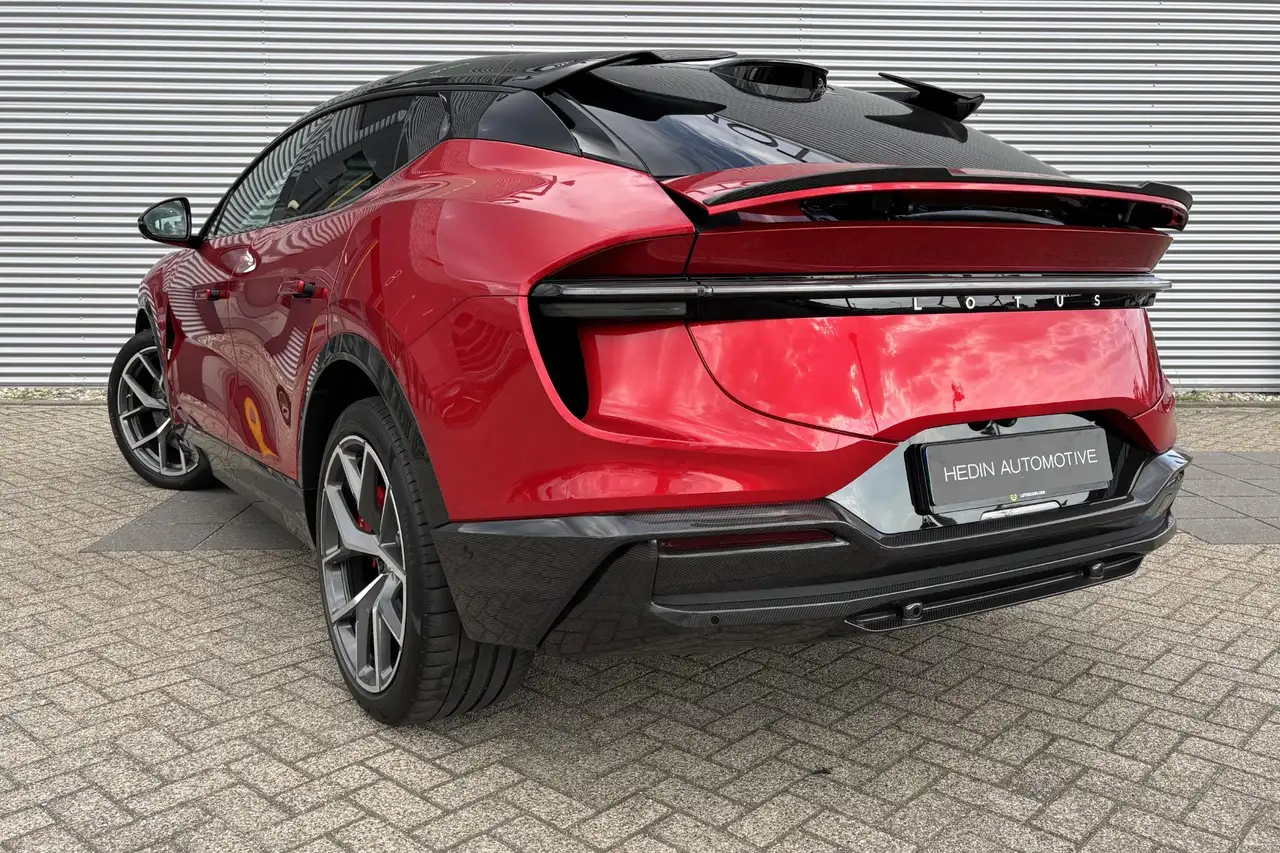Lotus Eletre 2024