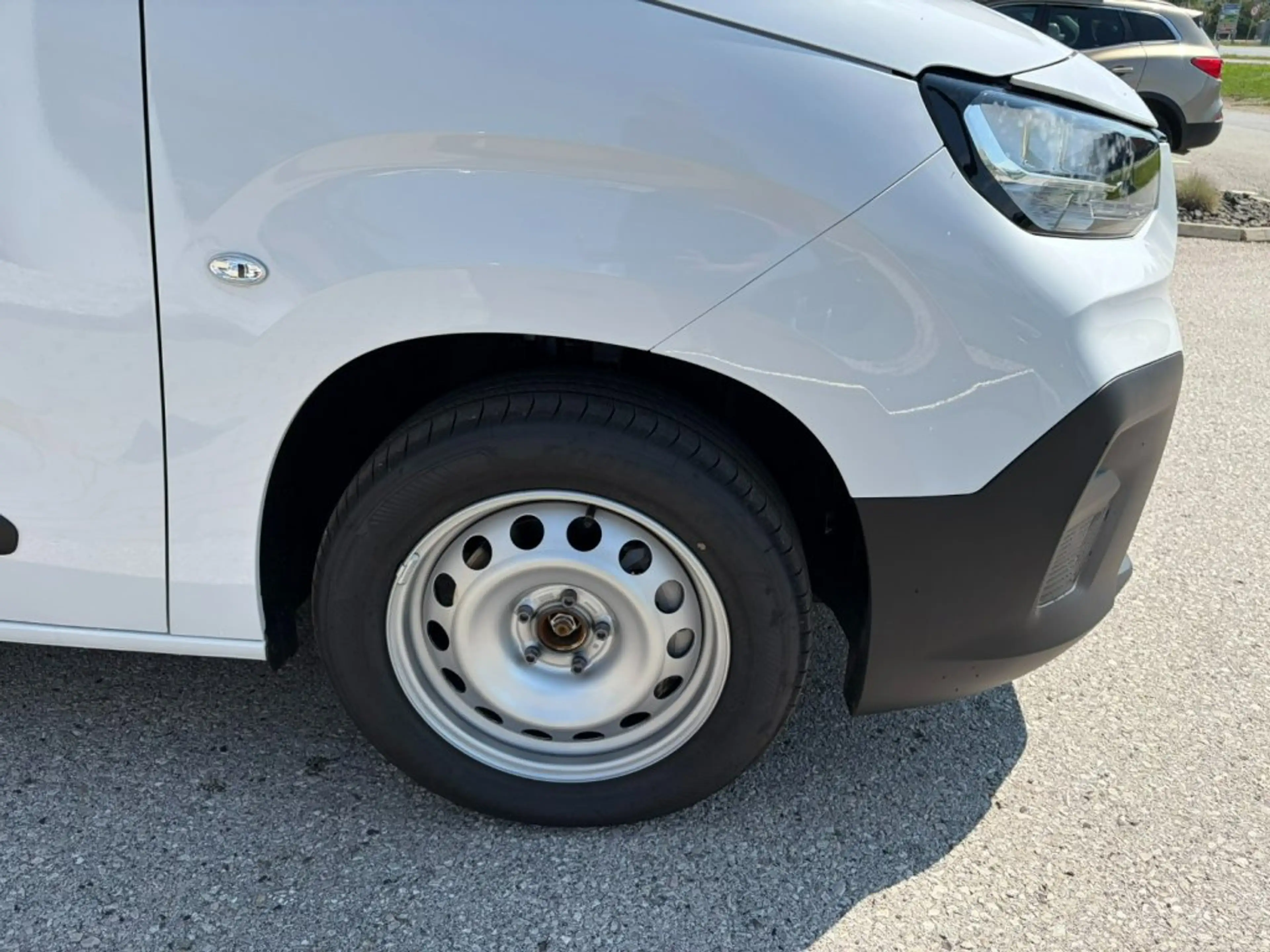 Fiat Doblo Doblò KW XL Diesel 100 Manuell — photo 4