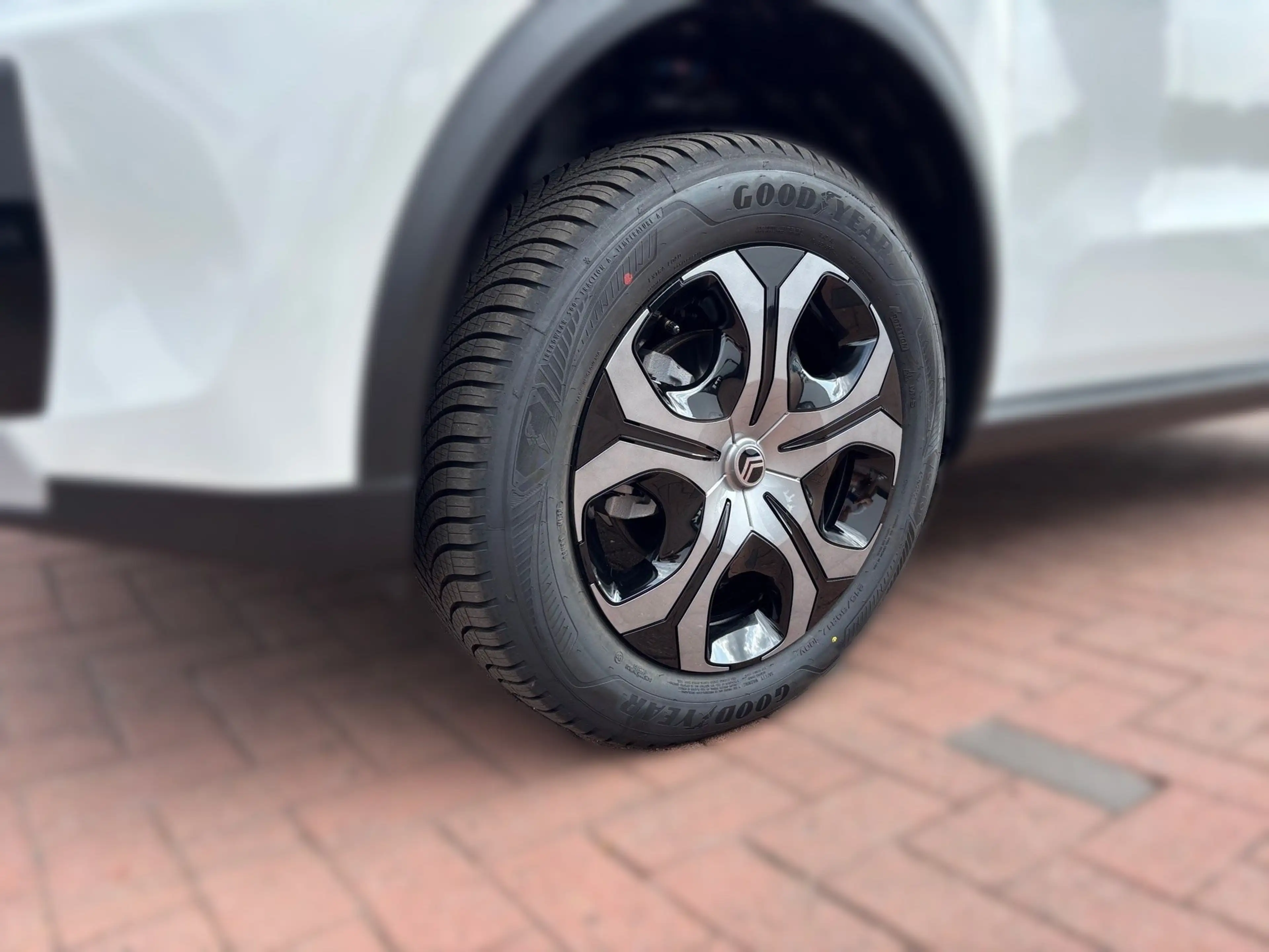 Citroen C3 Aircross PureTech 100 YOU PLUS Paket — photo 6