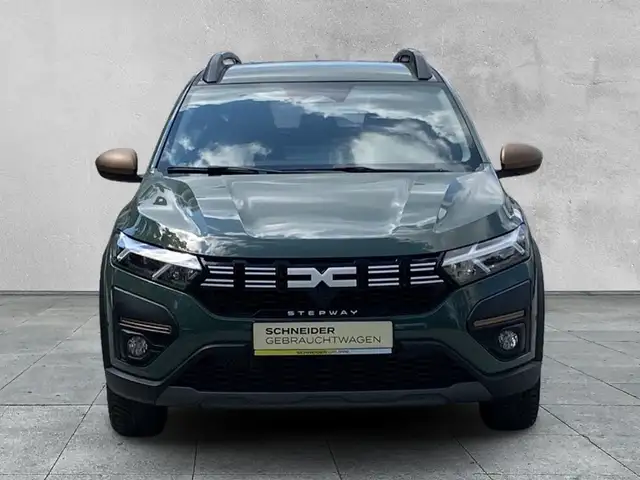 Dacia Sandero view 8