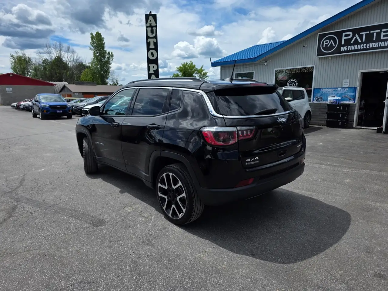 Jeep Compass снимка Jeep Compass