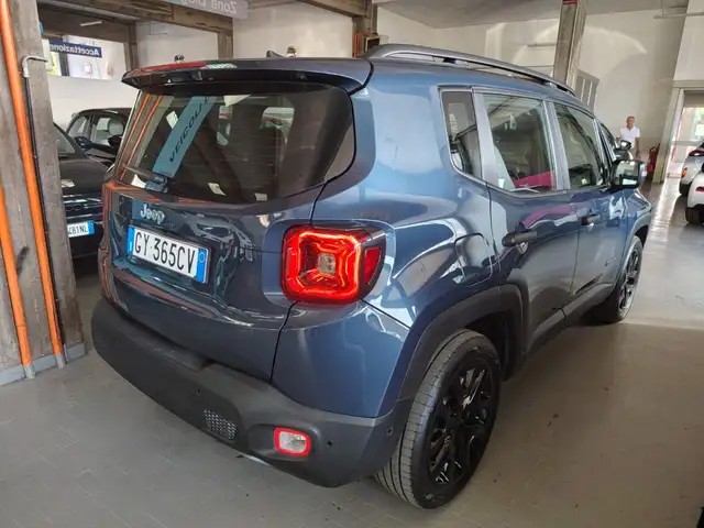 Jeep Renegade view 9