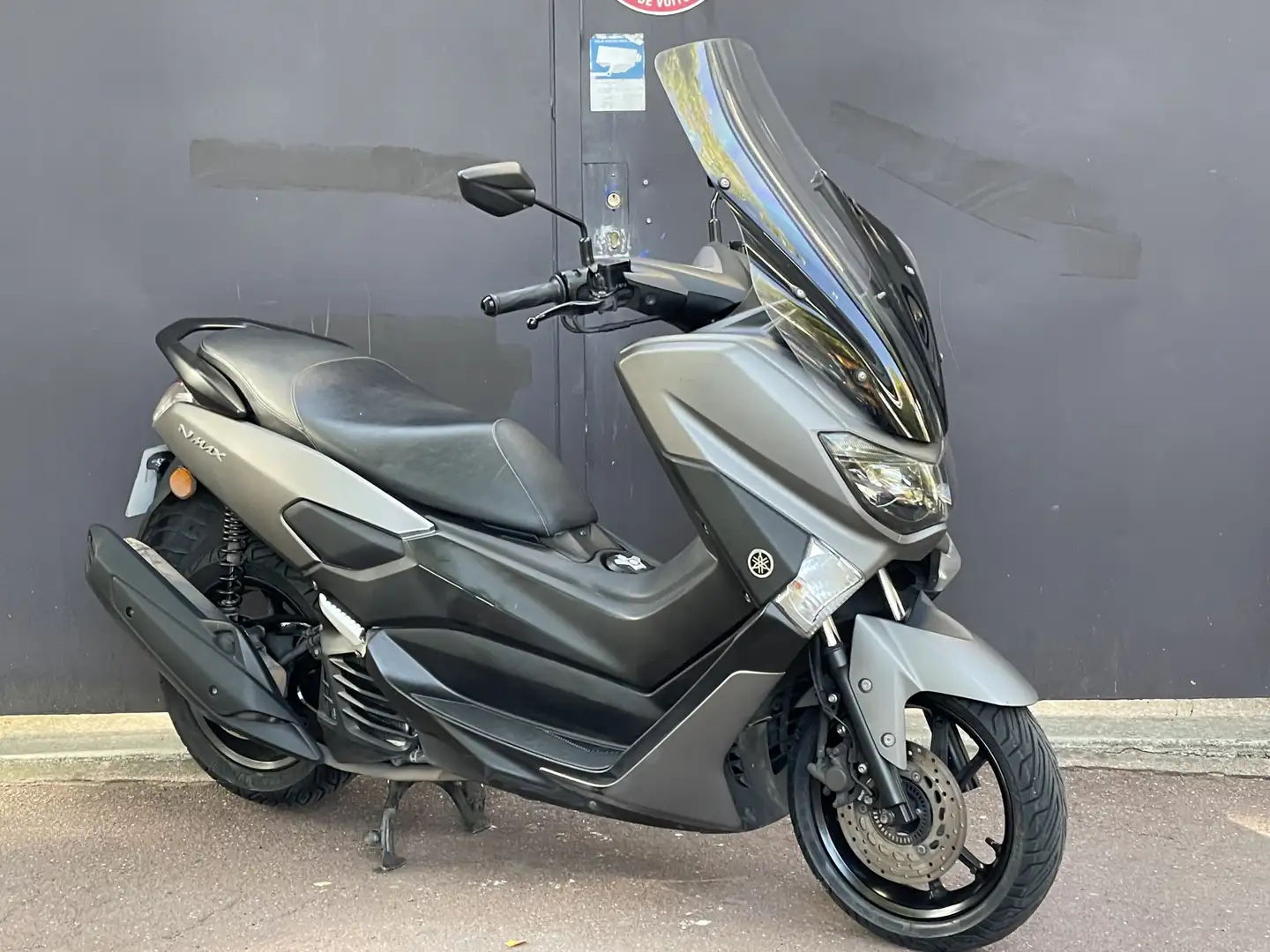 Yamaha NMAX Grau - 1