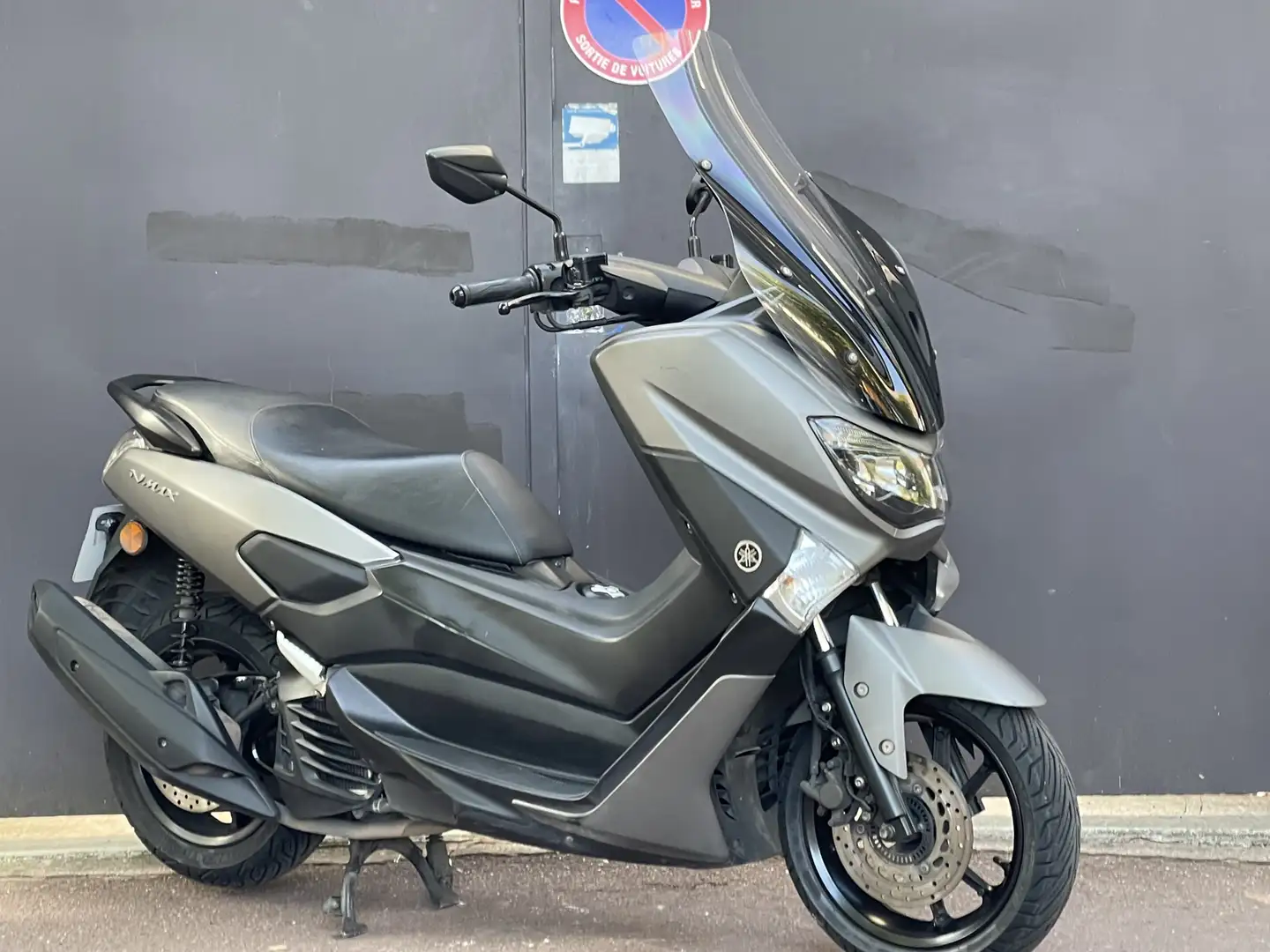 Yamaha NMAX Grau - 2
