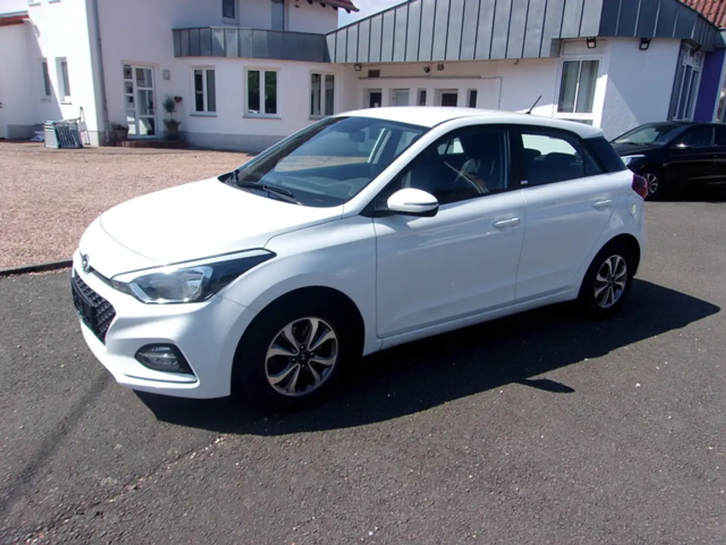 Hyundai i20 Yes Klima ALU SHZ PDC Blanc - 1