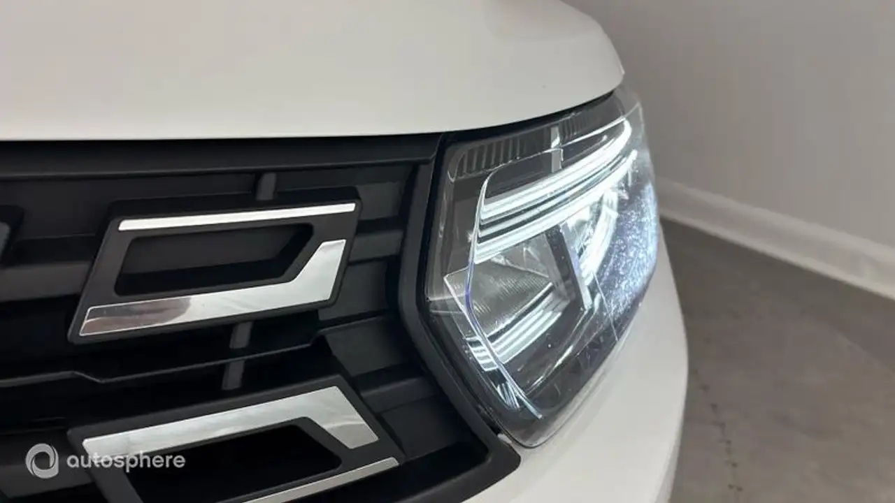 Dacia Duster — photo 17