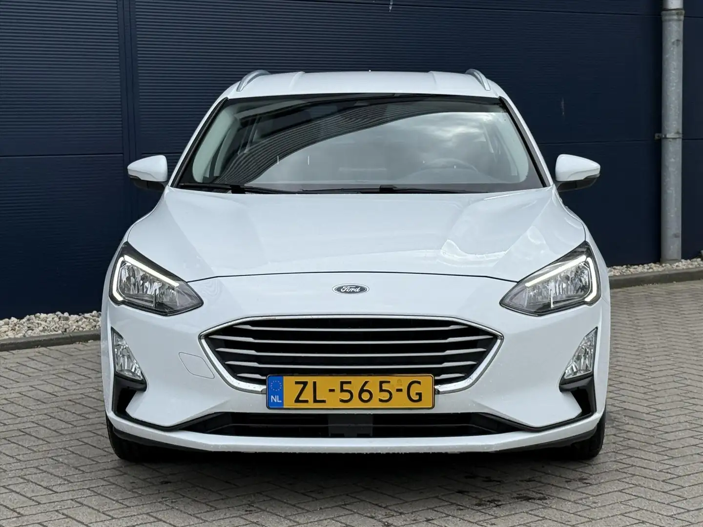 Ford Focus Wagon 1.0 EcoBoost 100pk Trend Edition | Airco | C Wit - 2