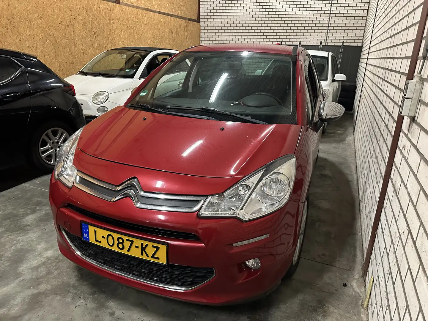 Citroen C3 1.2 VTi Business Rood - 1