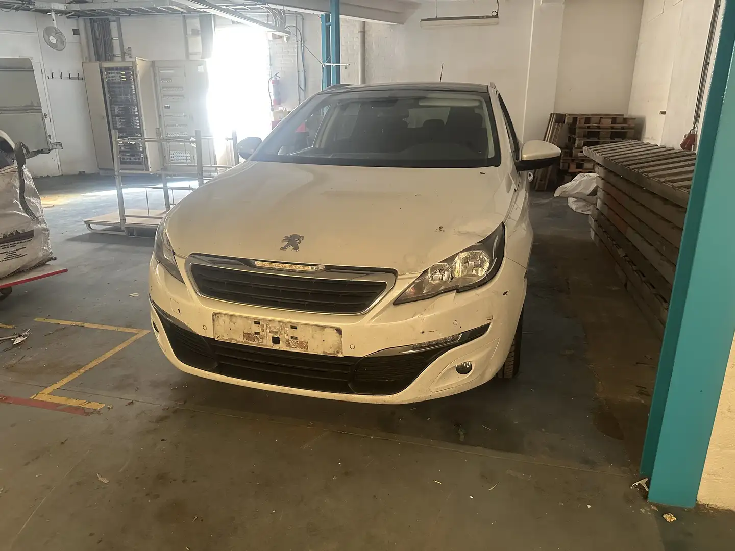 Peugeot 308 SW BlueHDi 120 Stop & Start Style - 1