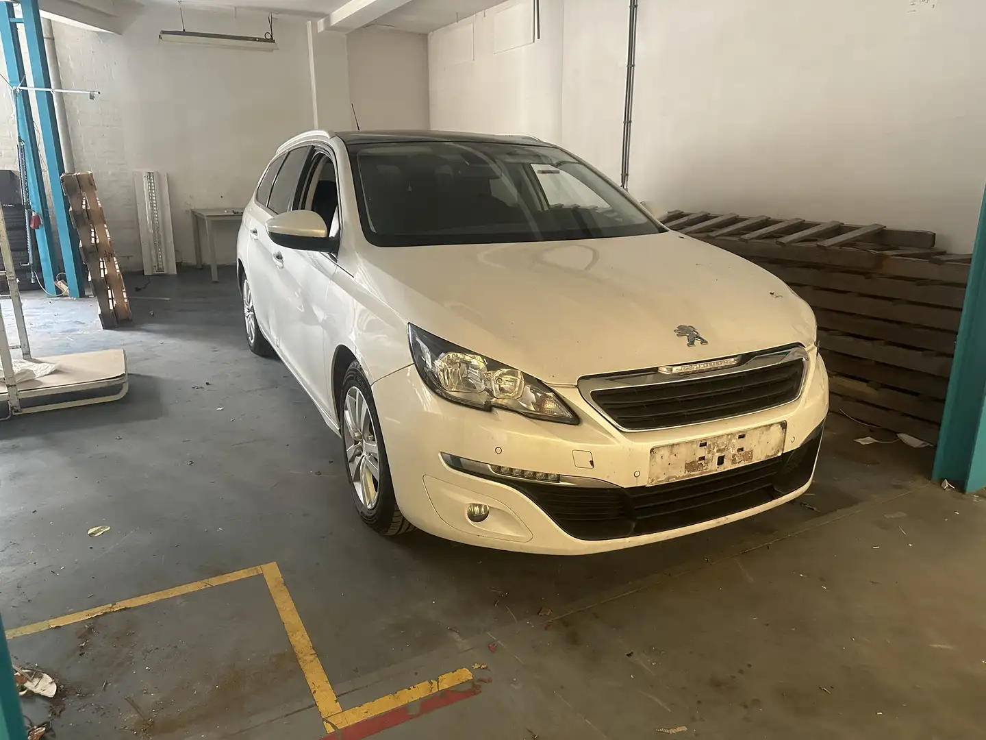 Peugeot 308 SW BlueHDi 120 Stop & Start Style - 2