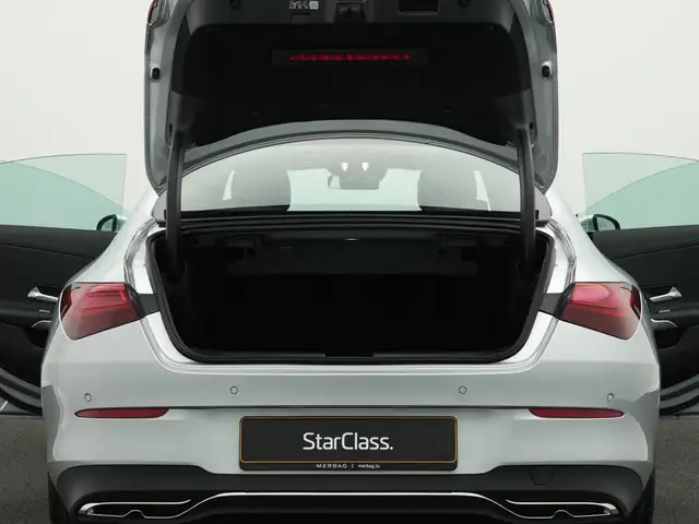 Mercedes-Benz CLA view 17