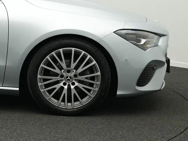 Mercedes-Benz CLA view 8