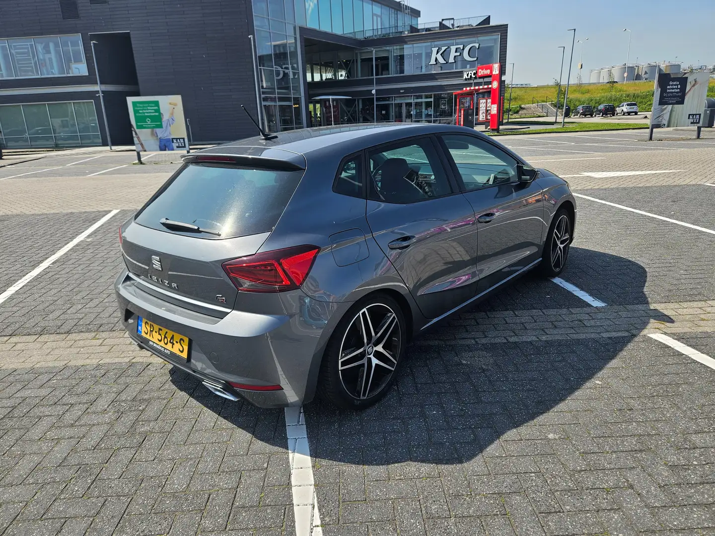 SEAT Ibiza Ibiza 1.0 TSI FR BnsInt. Grijs - 1