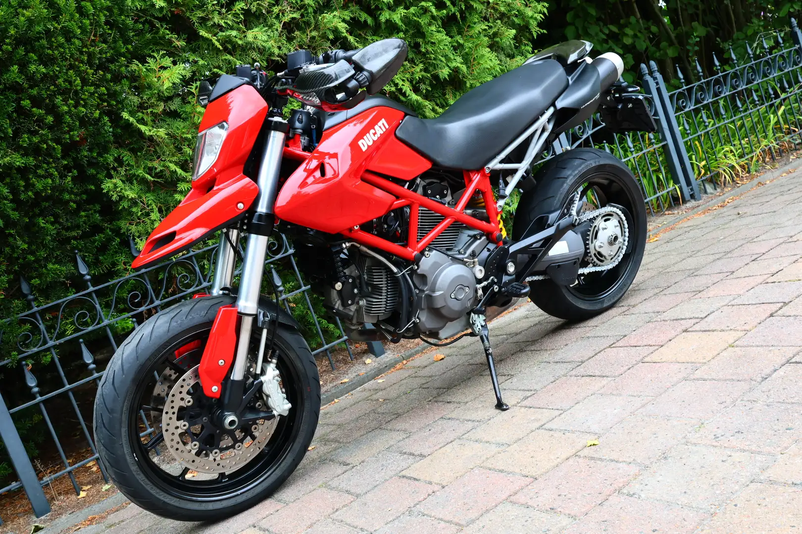 Ducati Hypermotard 796 ABS Rood - 2