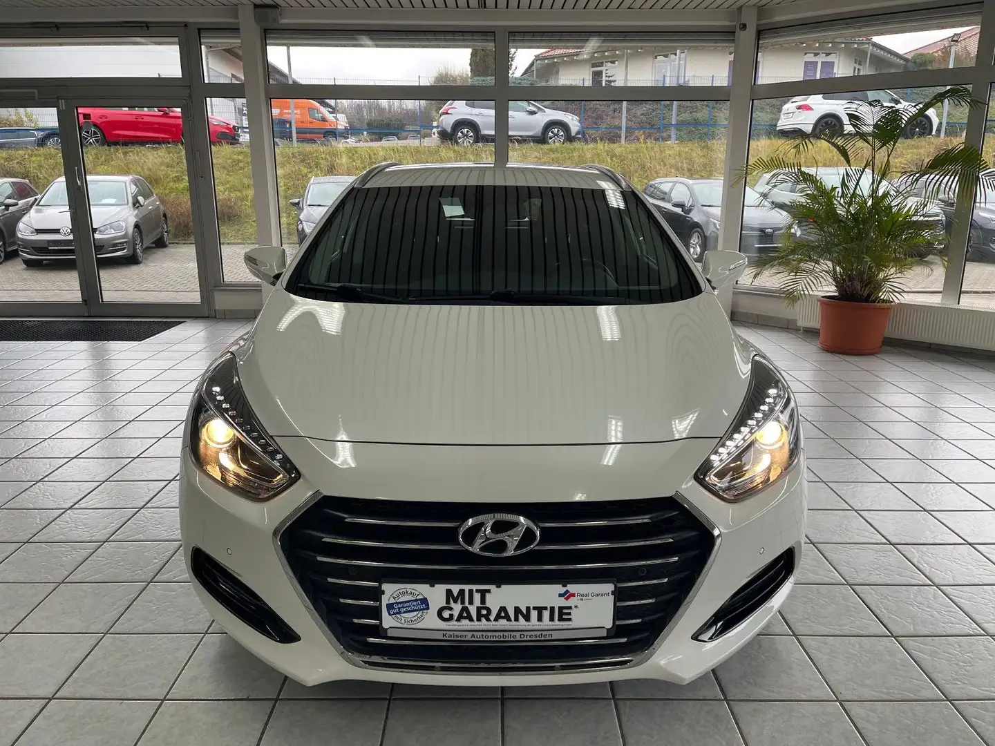 Hyundai i40 cw blue Style*LED*DAB*NAVI*Sitz+LenkradHeiz* Blanc - 2