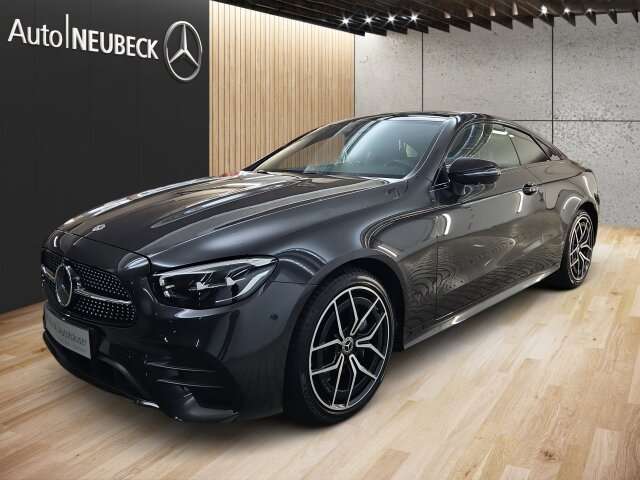 Second hand Mercedes Benz E-Class 300