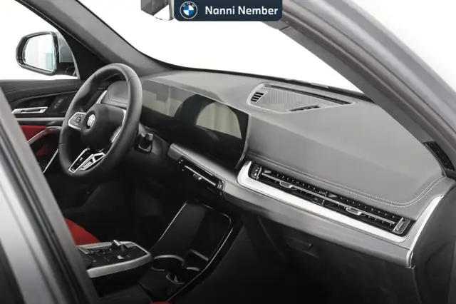 BMW X1 view 8