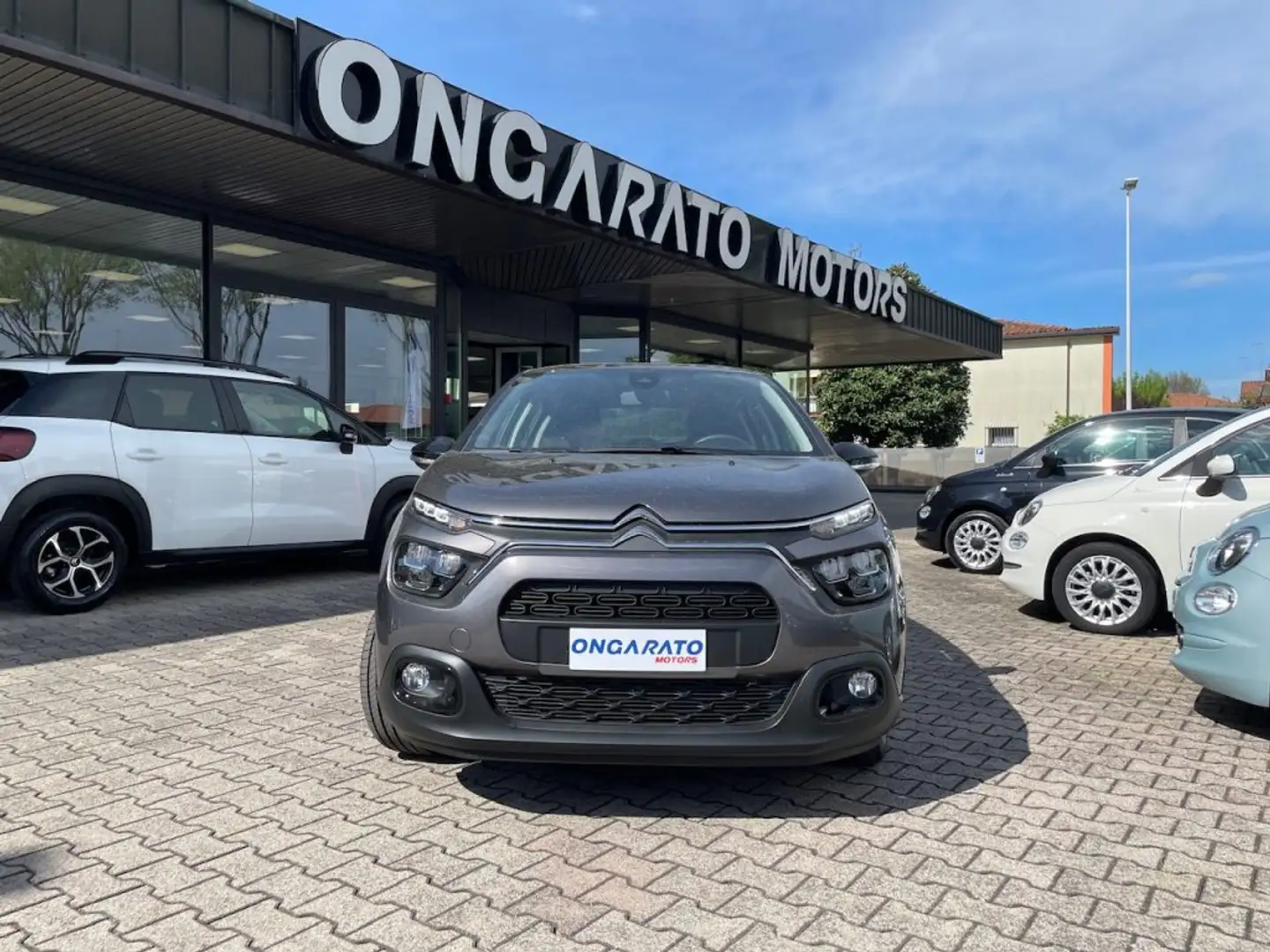 Citroen C3 PureTech 83 S&S Plus Grijs - 2